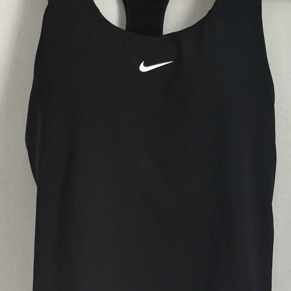 Nike Dri-FIT Black Racerback Athletic Tank Top Built-In Bra